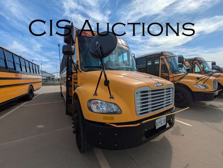 2016 THOMAS C2 W/CUMMINS 6.7L