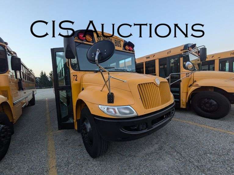 2016 IC CE300 W/CUMMINS 6.7L