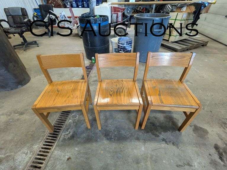 WOODEN CHAIRS