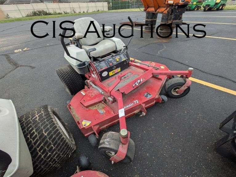ZERO TURN MOWER