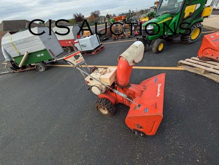 SIMPLICITY SNOW BLOWER