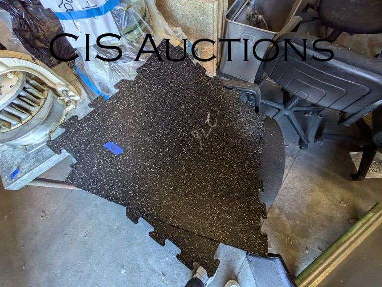 INTERLOCKING FOAM FLOOR TILES