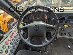 2014 THOMAS C2 W/CUMMINS 6.7L