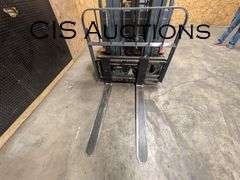 ELECTRIC FORKLIFT