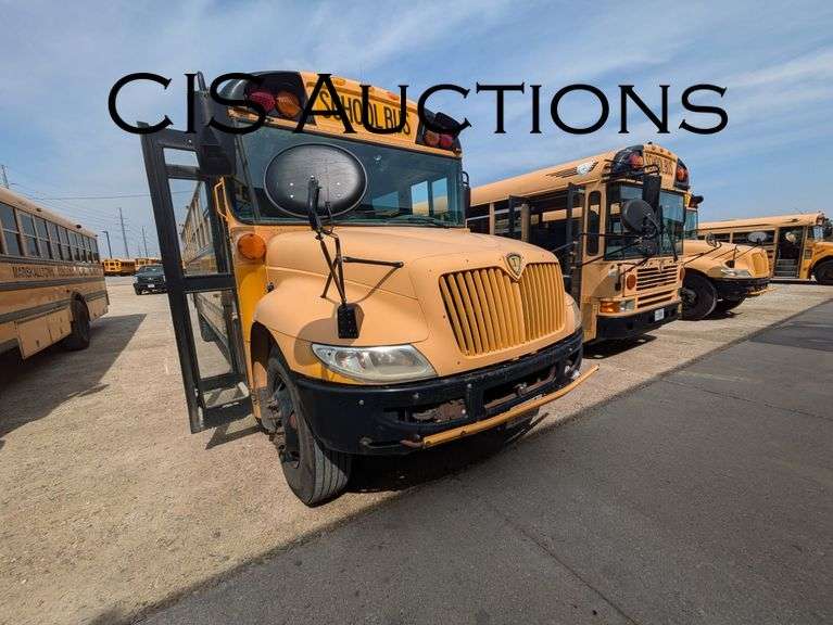 2010 IC CE W/MAXXFORCE 7