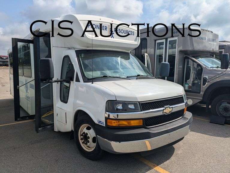 2016 CHEVROLET EXPRESS W/6L