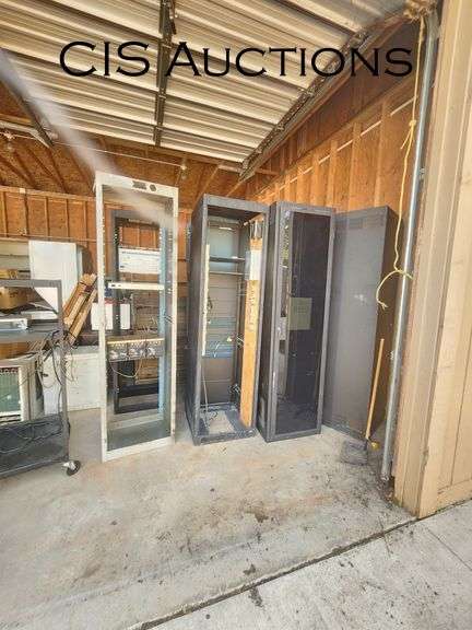 SERVER CABINETS