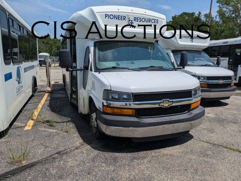 2016 CHEVROLET EXPRESS W/6L