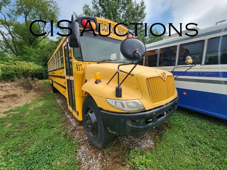 2006 IC PB105 W/MAXXFORCE DT466