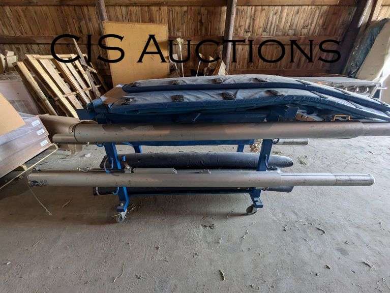 VOLLEYBALL TRANSPORTER RACK W/ACCESSORIES