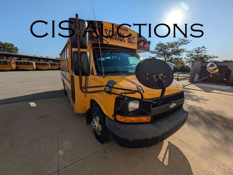 2011 THOMAS MINOTOUR W/6L