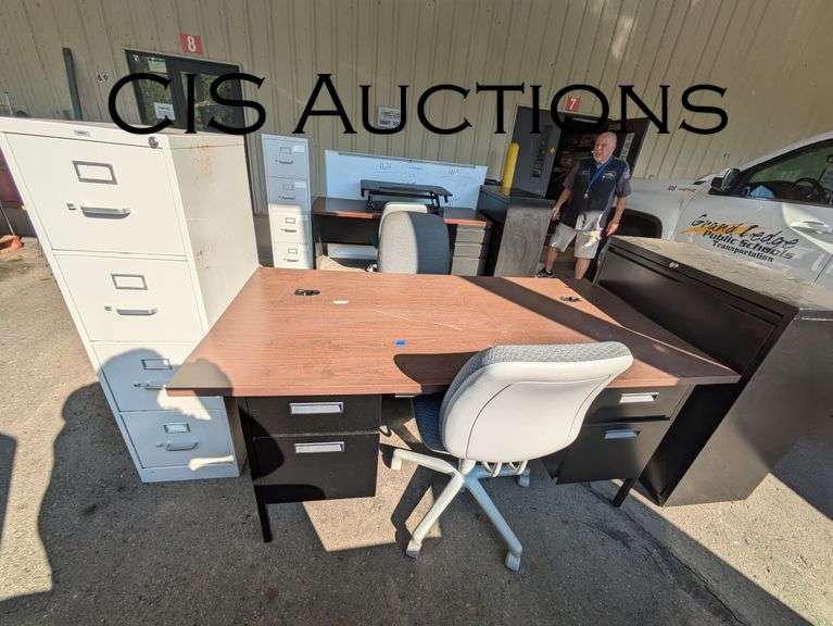 MISC. CLASSROOM FURNITURE