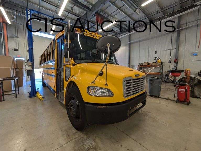 2014 THOMAS C2 W/CUMMINS 6.7L