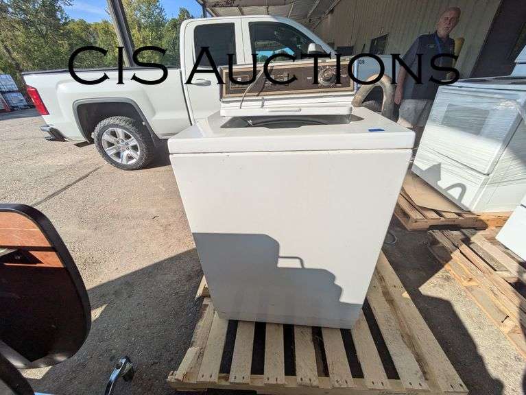 MAYTAG WASHER
