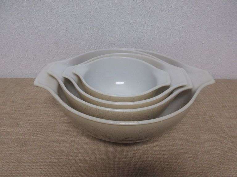 Set Of 4) "Forest Fancy Mushrooms Pyrex Mixing Bowls"