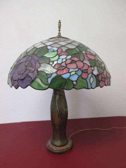 Tiffany Style Lamp
