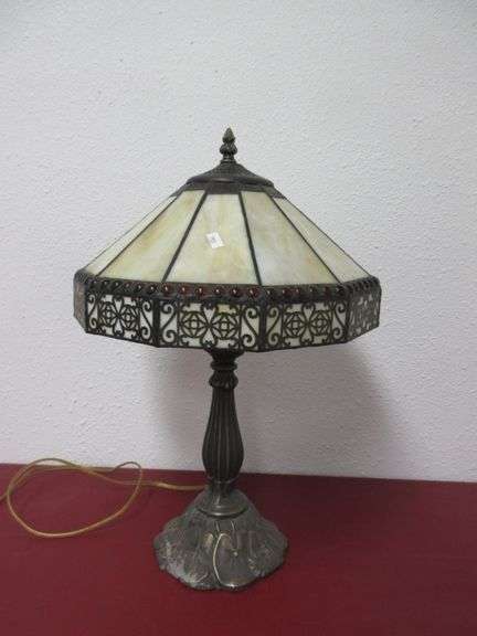 Tiffany Style Lamp