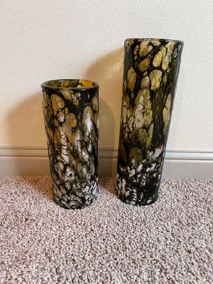 2) Black/Gold Vases