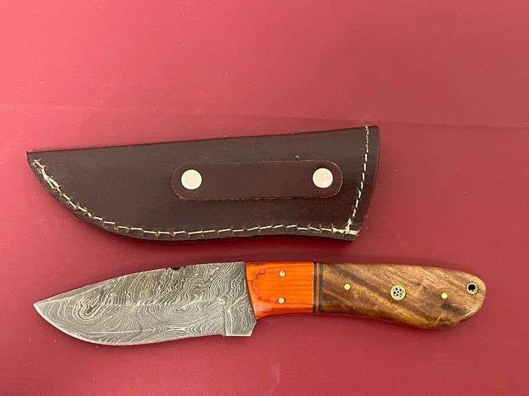 4" Damascus Knife with Sheath