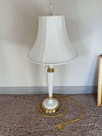 White End Table Lamp