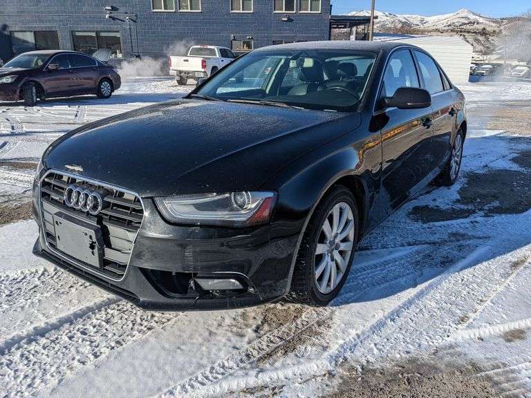 2013 AUDI A4* 2.0T Premium Sedan Quattro Manual