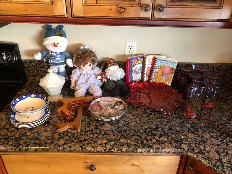 Leaf Decorative Tray, 3) Dolls, Christmas Plates and Bowls, Journey of Faith Collector Plates, Glasses