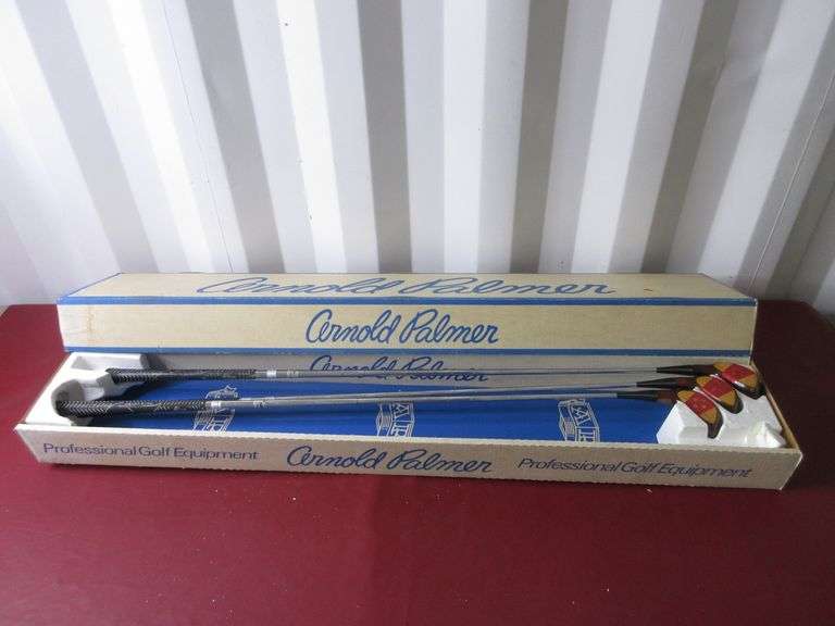 3) Arnold Palmer Golf Clubs
