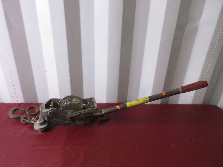 Cable Hoist