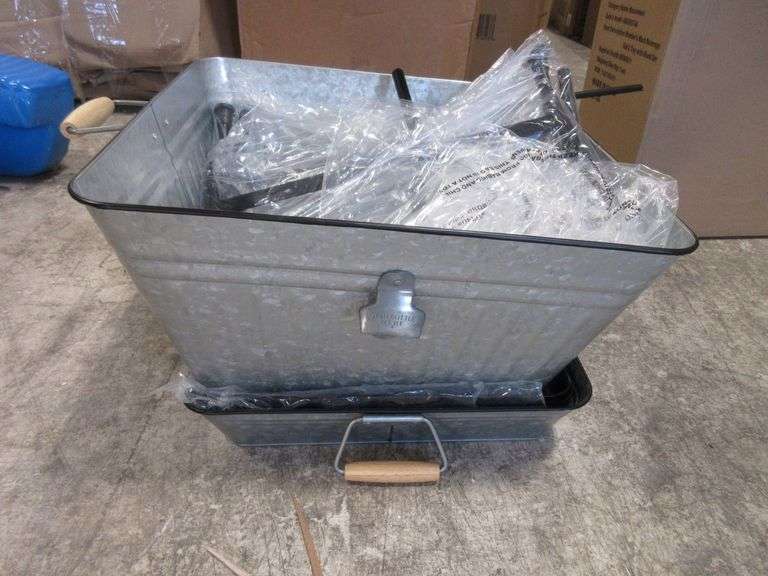 Beverage Tub and Tray with Stand Set