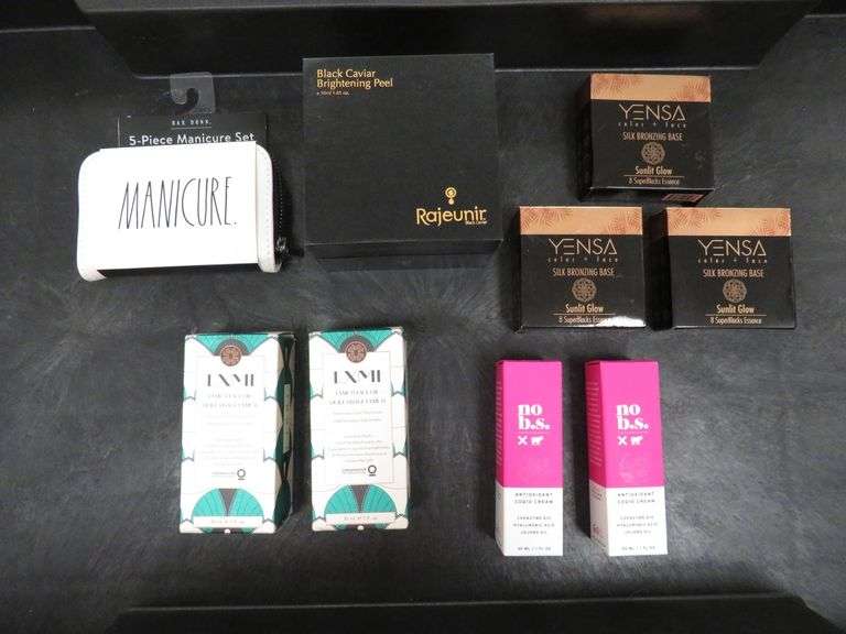 Rae Dun Manicure Set, Rajeunir Black Caviar Brightening Peel, 3) Silk