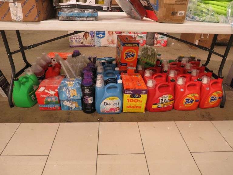 Contents of Under the Table Era Laundry Detergent, Tide Pods, Tide