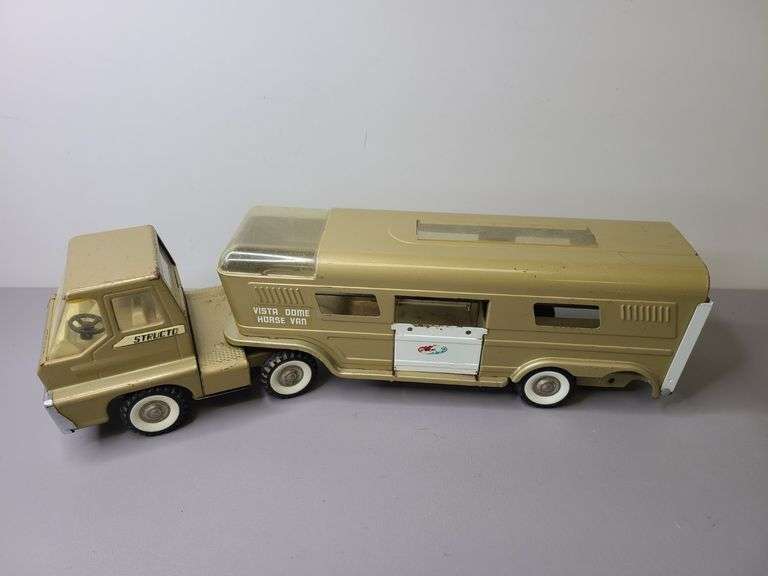 Mid 1900s Structo Vista Dome Horse Van Tractor Trailer