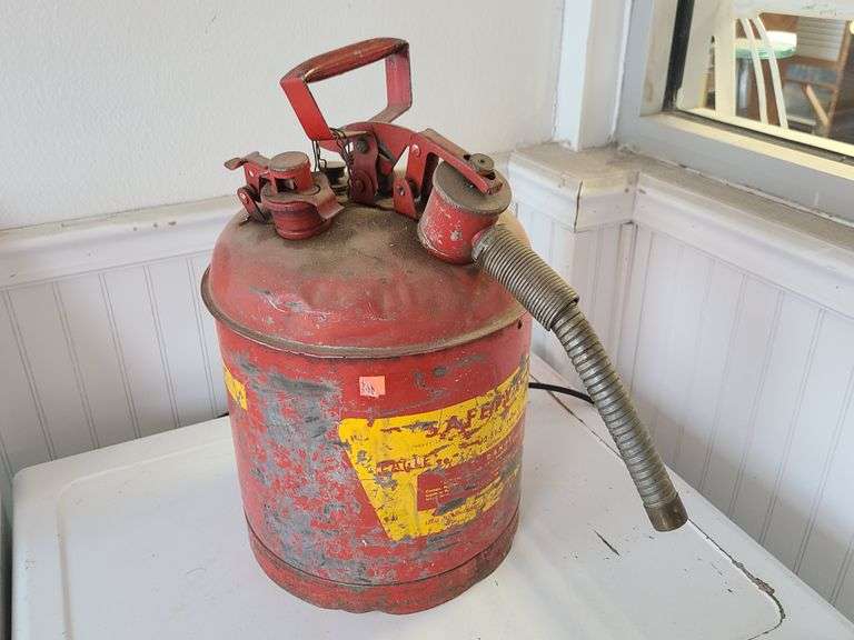 Metal Gas Can