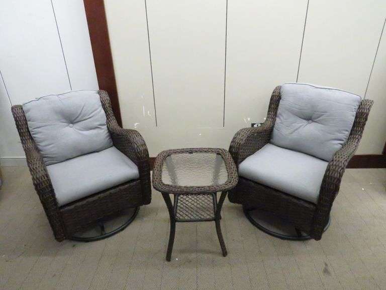 Swivel Patio Set NIB