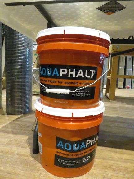 * Aquaphalt Permanent Repair for Asphalt