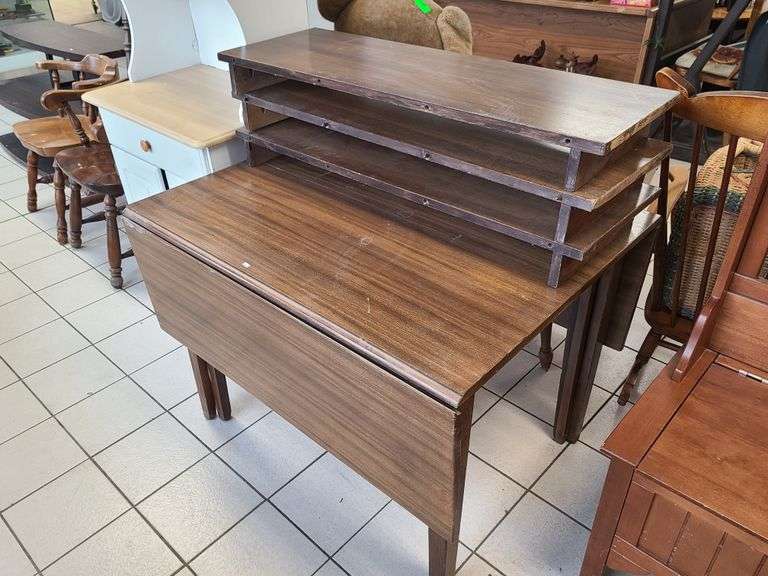 Drexel Dining Table with Drop Down Sides*