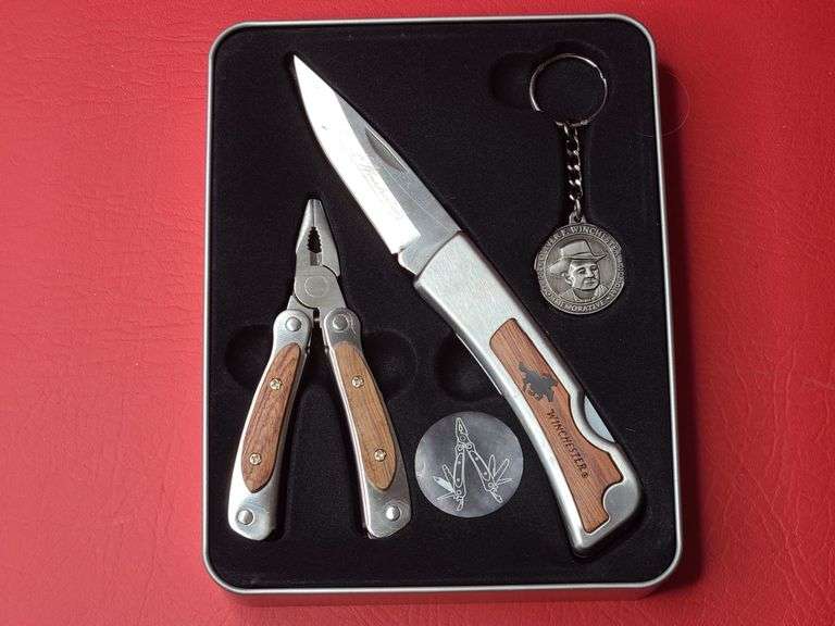 Winchester 200th Commemorative Gift Set