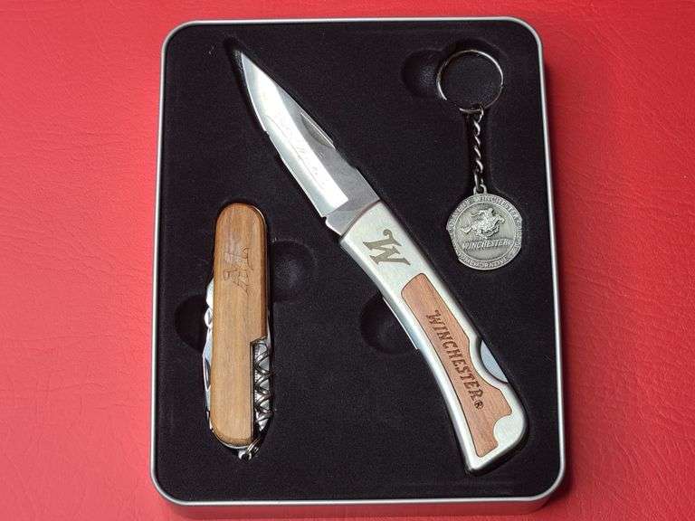 Winchester 200th Commemorative Gift Set