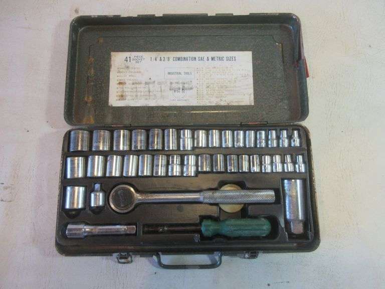 Industrial Tools 41-Piece Socket Set (Complete) - Prime Time Auctions, Inc.