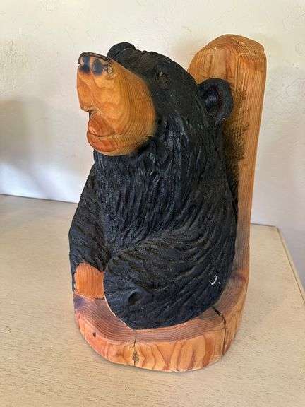 Wood Bear Statue