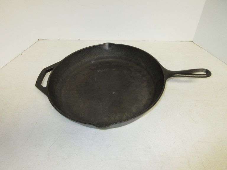 Lodge Cast Iron Skillet