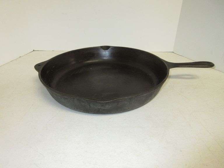 Cast Iron Skillet