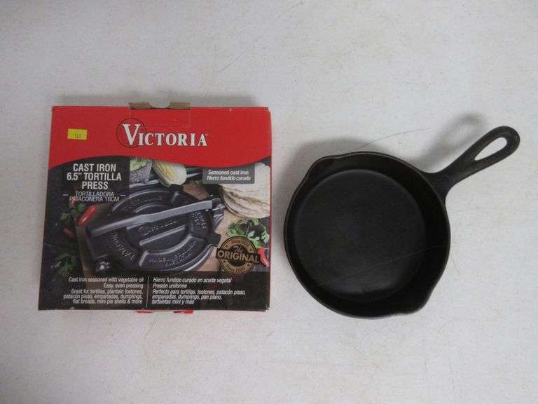 Wagner Cast Iron Skillet, Victoria Cast Iron 6.5" Tortilla Press