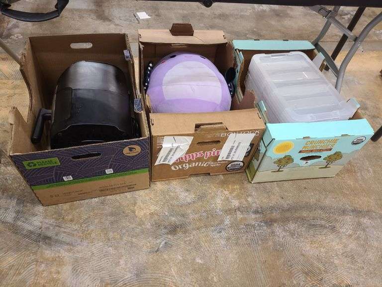 Squishmellow, Storage Bins. Gourmia Air Fryer*