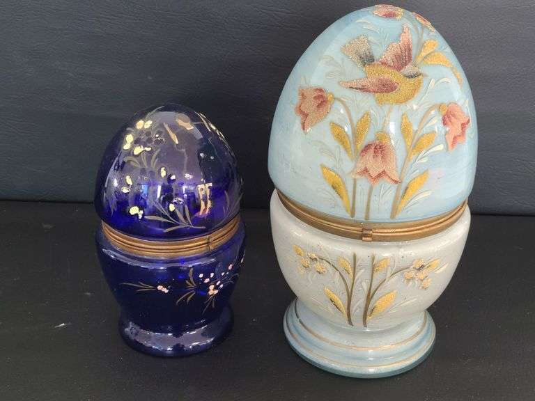 2) Decorative Egg Shaped Shot Glass Holders