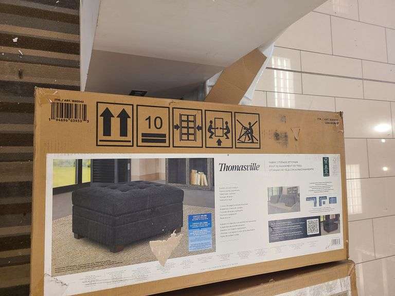Thomasville Fabric Storage Ottoman