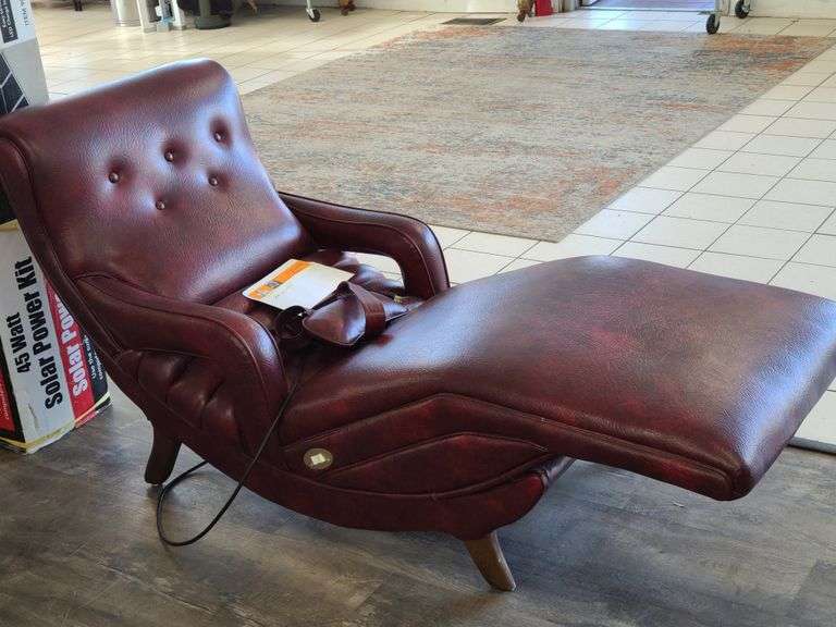 1976 Contour Chair