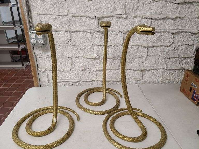 3) Metal Snake Decor