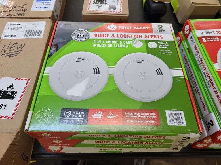 4) First Alert 2-In-1 Smoke & Carbon Monoxide Alarms