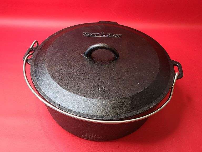 Camp Chef Cast Iron Dutch Oven